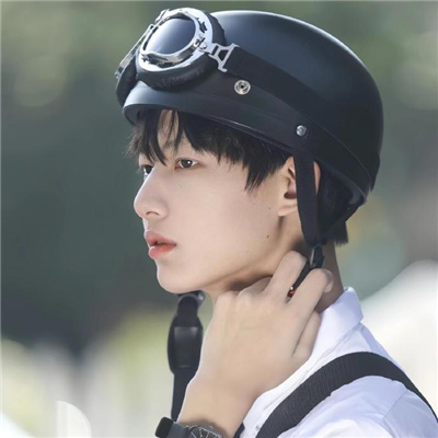 qq网名简单深意男生(精选100个)