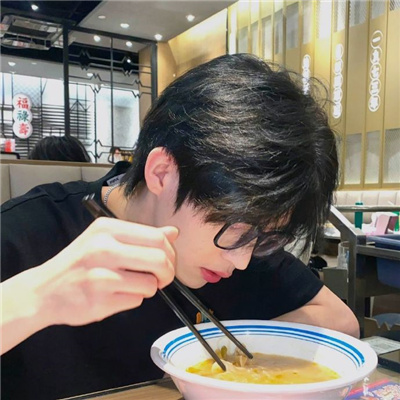 网名抖音火爆男生霸气(精选100个)