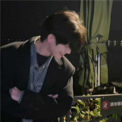 男生网名叫微信什么意思(精选100个)