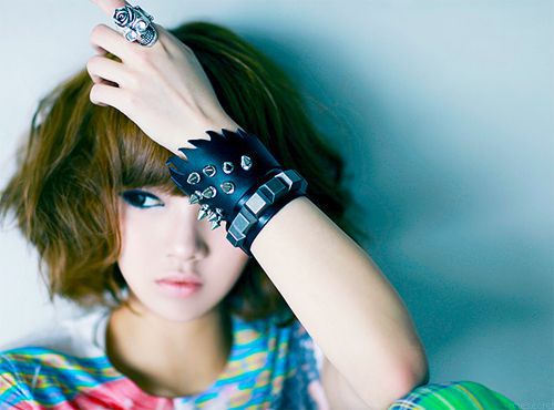 200个 适合女生的游戏名字大全2个字 游戏名字