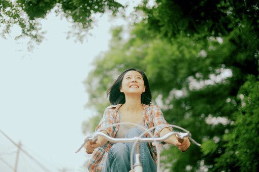 200个优质经典的气质女生昵称 微信网名