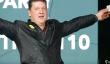 《无主之地4》的 Randy Pitchford 因一张奇怪的 AI 自拍照遭到群嘲
