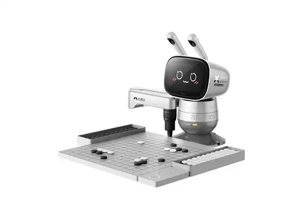 从毛绒玩具到AI棋友，元萝卜引领六一选购向“智能进化”
