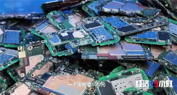 二手手机回收价过山车式大跳水：有商家囤机亏损数百万