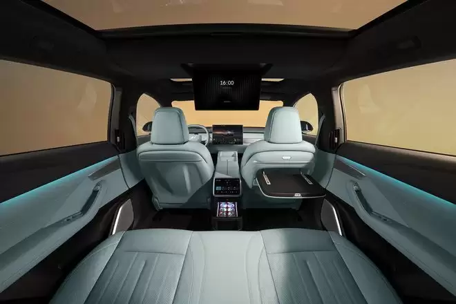 900V+740km续航 新款乐道L60上市售XX.XX万起