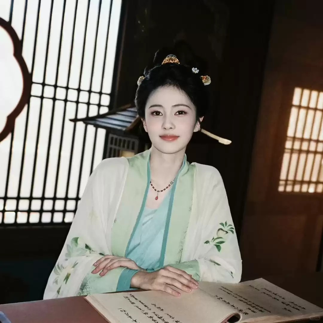 白露丞磊《莫离》腹黑组合，双病奔赴破碎感拉满有点看头！