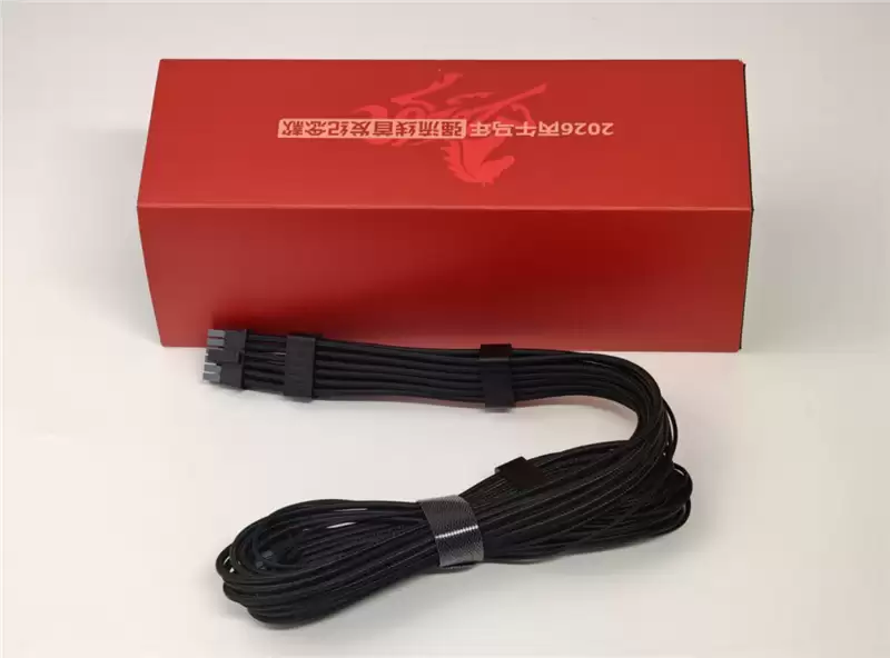 披着金牌外衣的白金牌电源!昆仑山海MU-850GD体验:实测能稳定1000W功率输出
