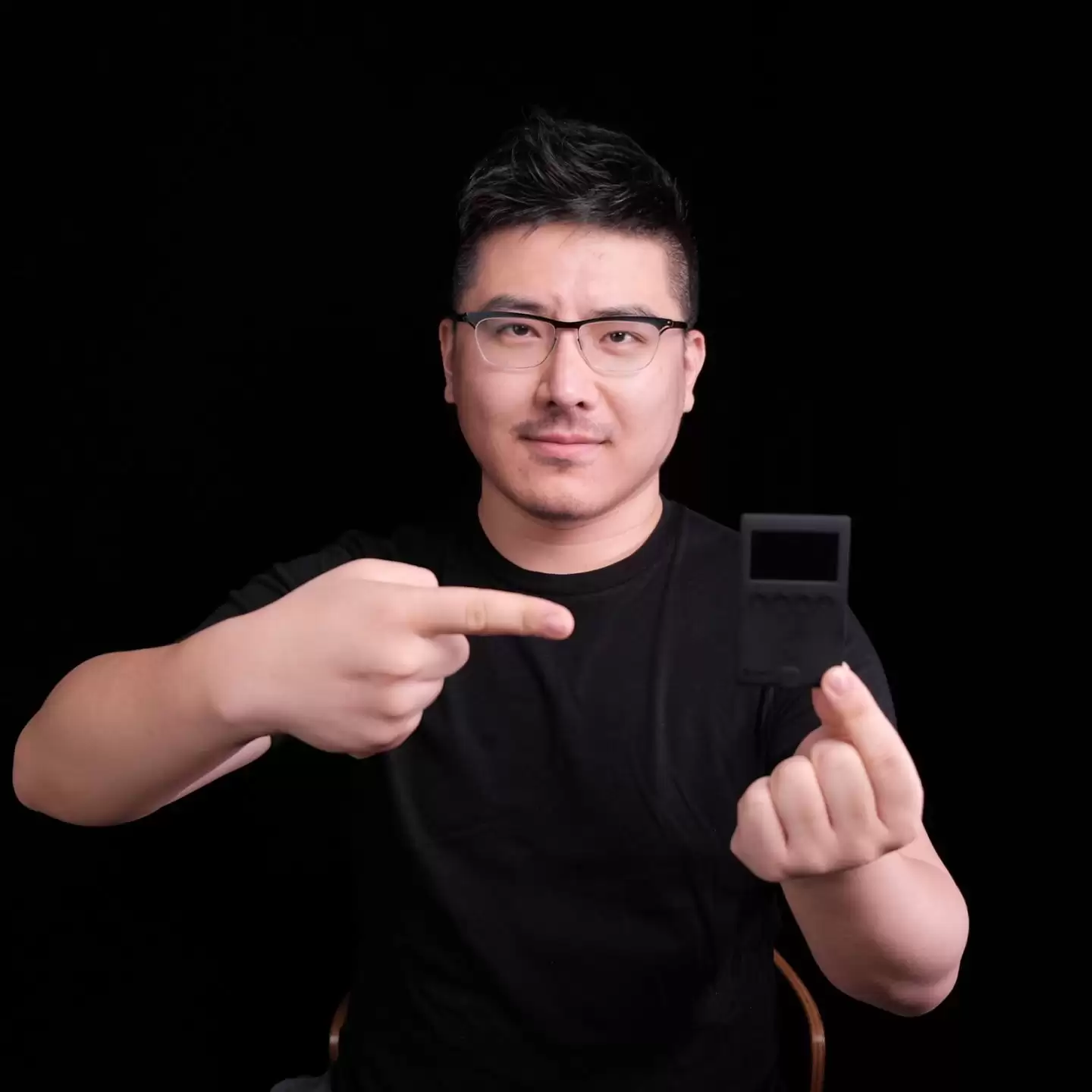 OneKey 完成估值为1.5 亿美元的 B 轮融资,获 YZi Labs 与 Coinbase 双重背书