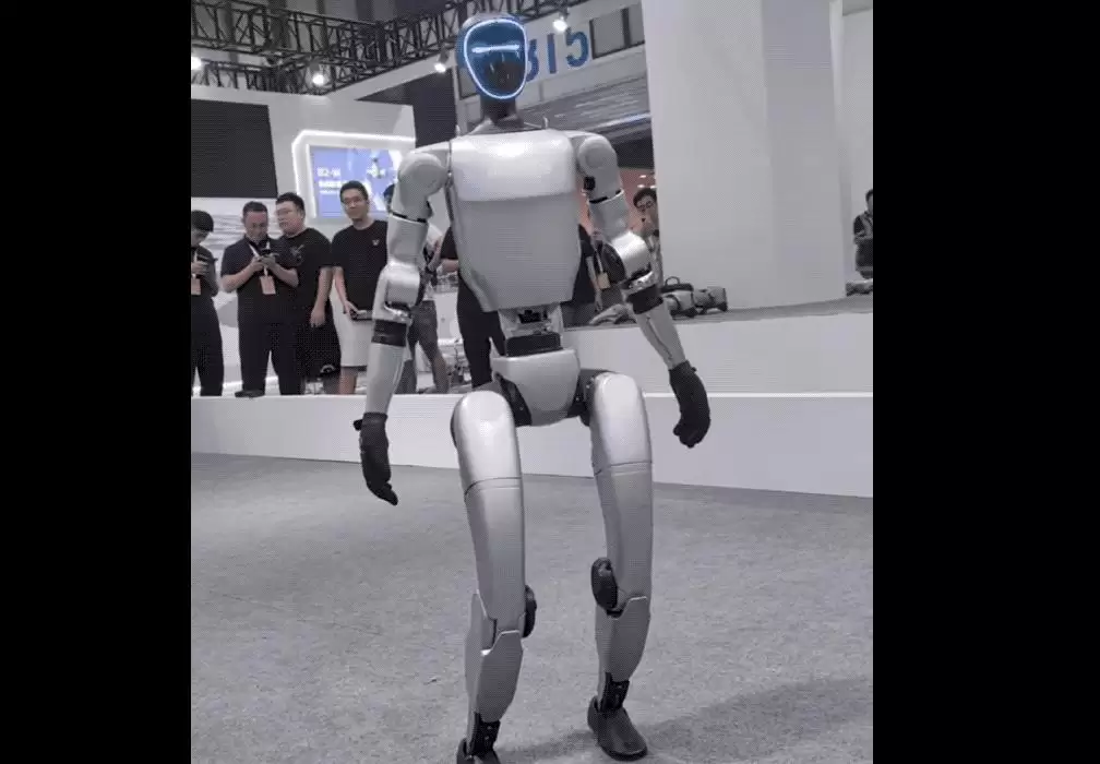 逛遍世界机器人大会，「人形机器人」离我们还有多远？