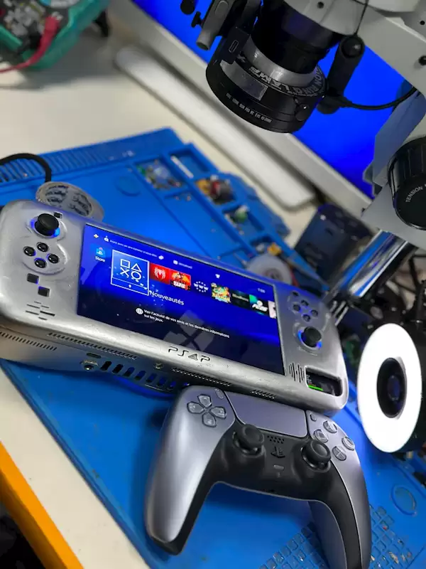 将PS4改造成掌机 网友展示超强DIY实力
