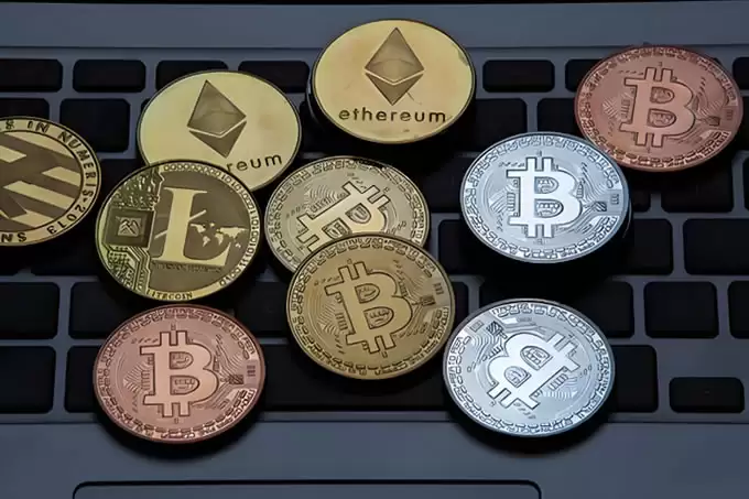 特朗 普点燃市场!比特币攀高9.5万、以太坊突破2400美元 XRP、SOL和ADA涨幅惊人