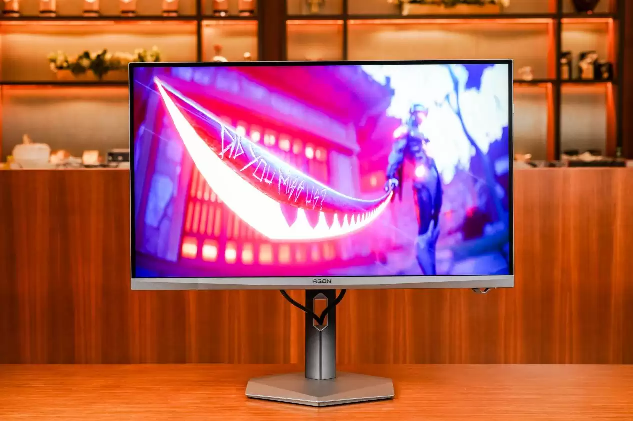 爱攻AGON 御天Ultra 5K双模电竞显示器 AGP277KX 获2026年ChinaJoy黑金奖