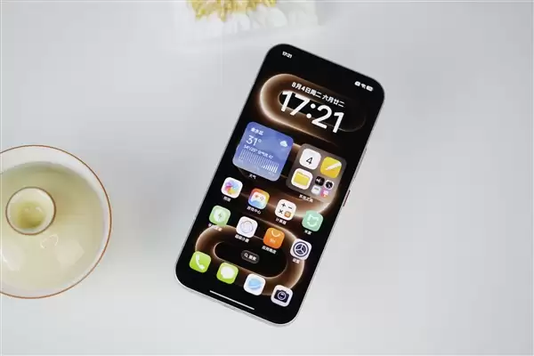 185Hz高刷游戏利器！REDMI K100 Pro Max图赏