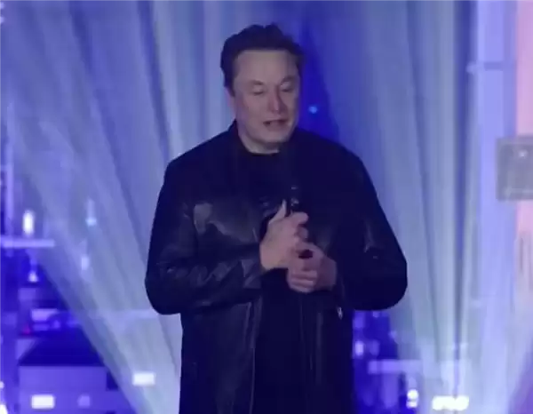 SpaceX惊人蜕变！马斯克：五年后AI占SpaceX价值99%
