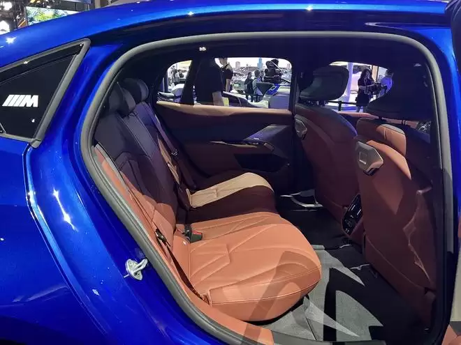 800V+1000km续航 宝马i3成都车展全面亮相