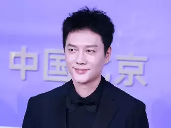 冯绍峰也没想到，七夕这天，前妻赵丽颖，给他留了一个大惊喜