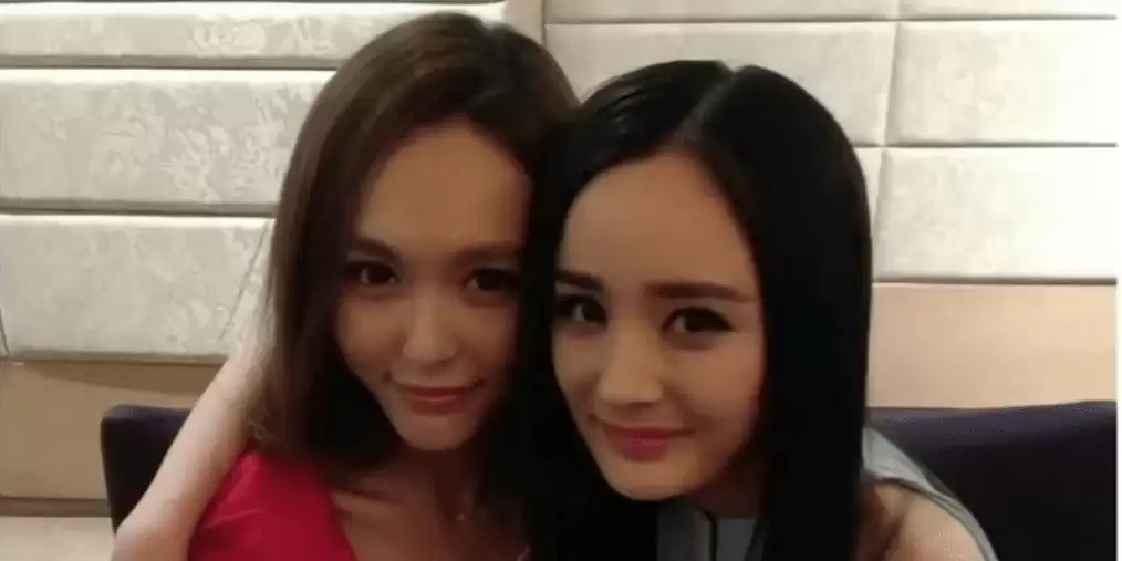 业内澄清和迪丽热巴无关！中国好闺蜜杨幂唐嫣真正交恶的原因曝光