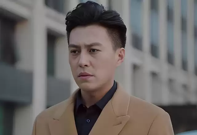 我的前半生翻红，网友深扒原著里没有贺涵？编剧做对了还是错了
