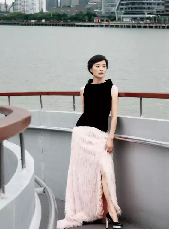 吴越辟谣抗拒和年轻男演员演情侣：撒谎是坏孩子