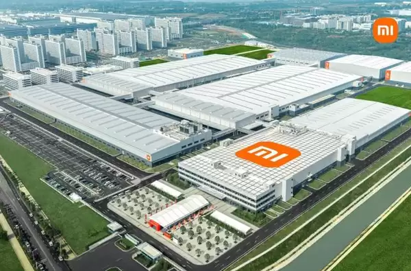小米武汉智能工厂AI质检揭秘：可识别微米级外观瑕疵