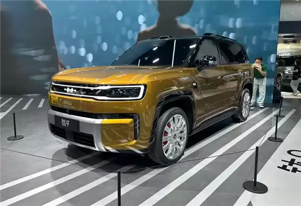 6座大型SUV！方程豹钛9成都车展首发：续航超2300公里